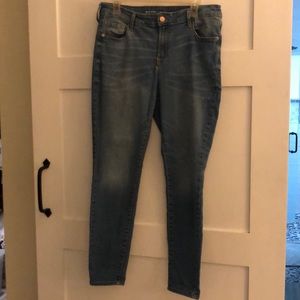 Old Navy rockstar jeans 12 R